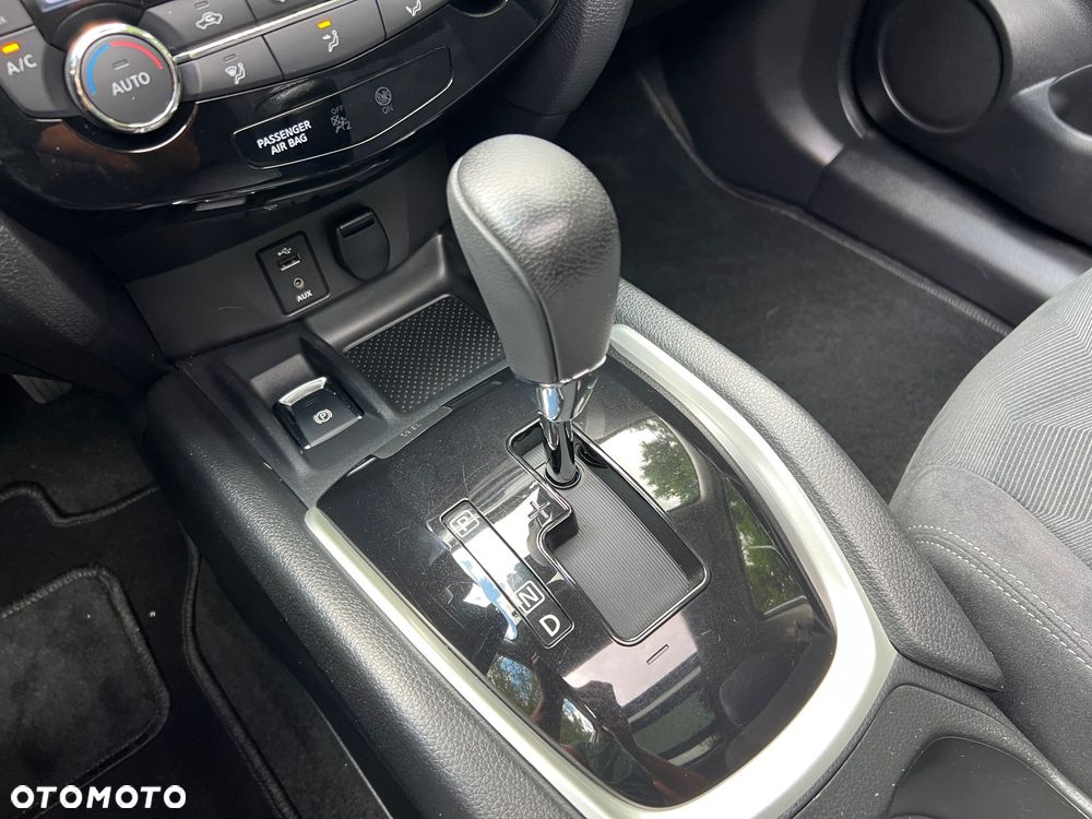 Nissan X-Trail 1.6 DCi Xtronic Tekna - 23