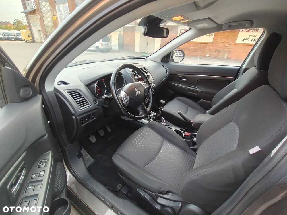 Mitsubishi ASX - 20