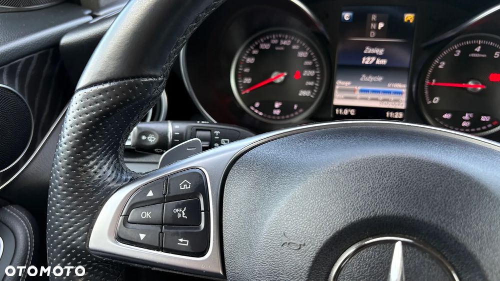 Mercedes-Benz GLC 250 4Matic 9G-TRONIC AMG Line - 19