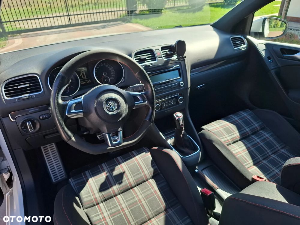 Volkswagen Golf 2.0 TSI GTI - 10