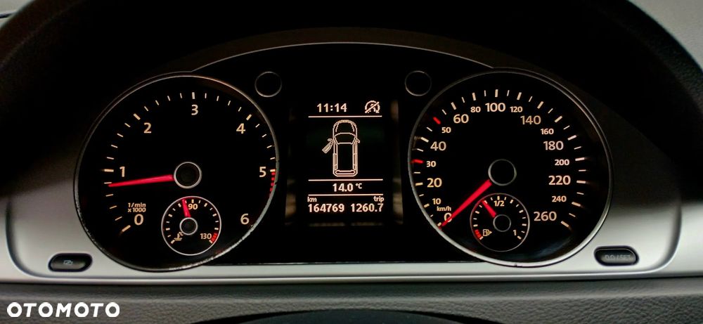 Volkswagen Passat 1.6 TDI BlueMotion Technology Business Edition - 17