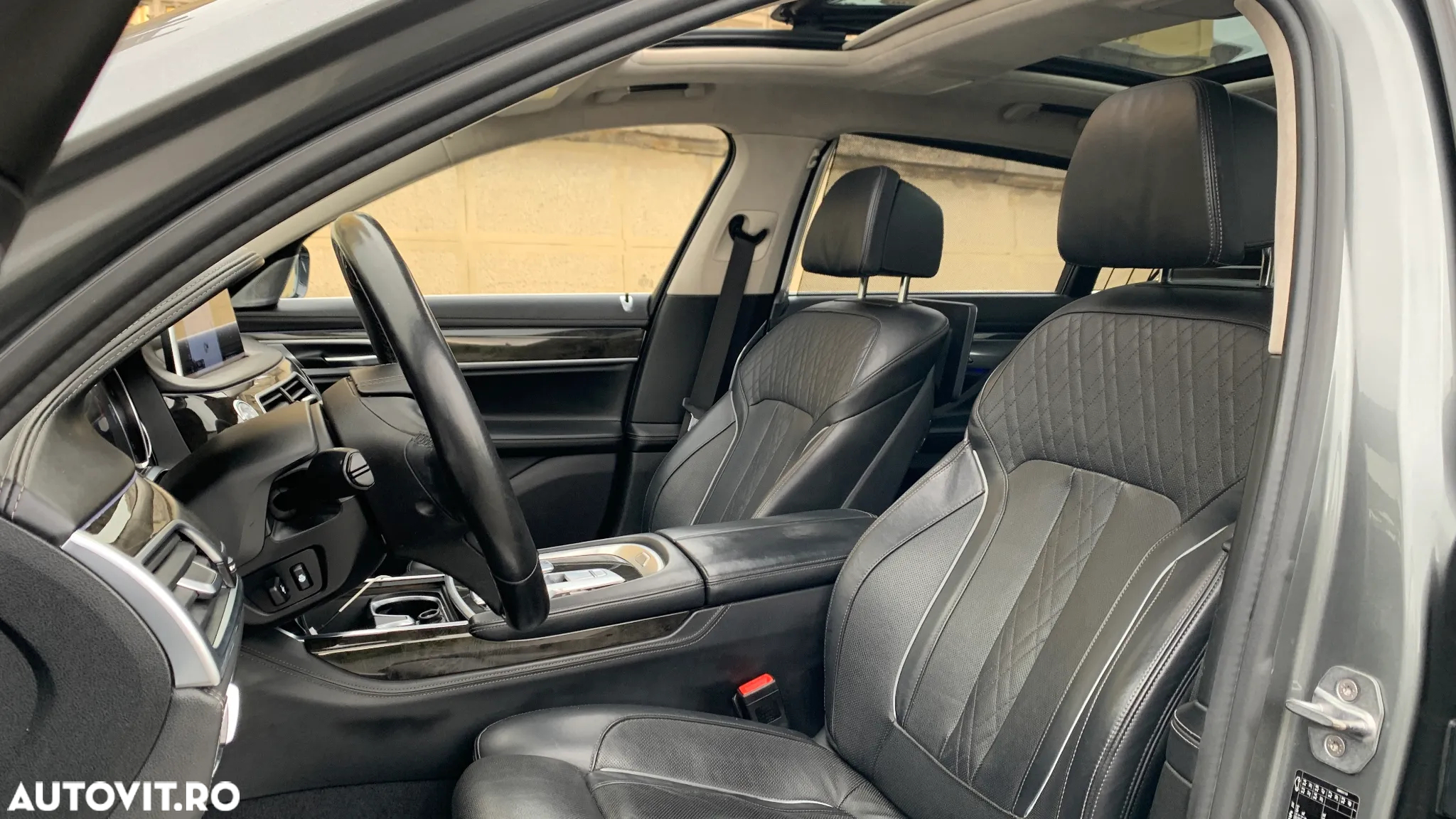 BMW Seria 7 740Ld xDrive - 16