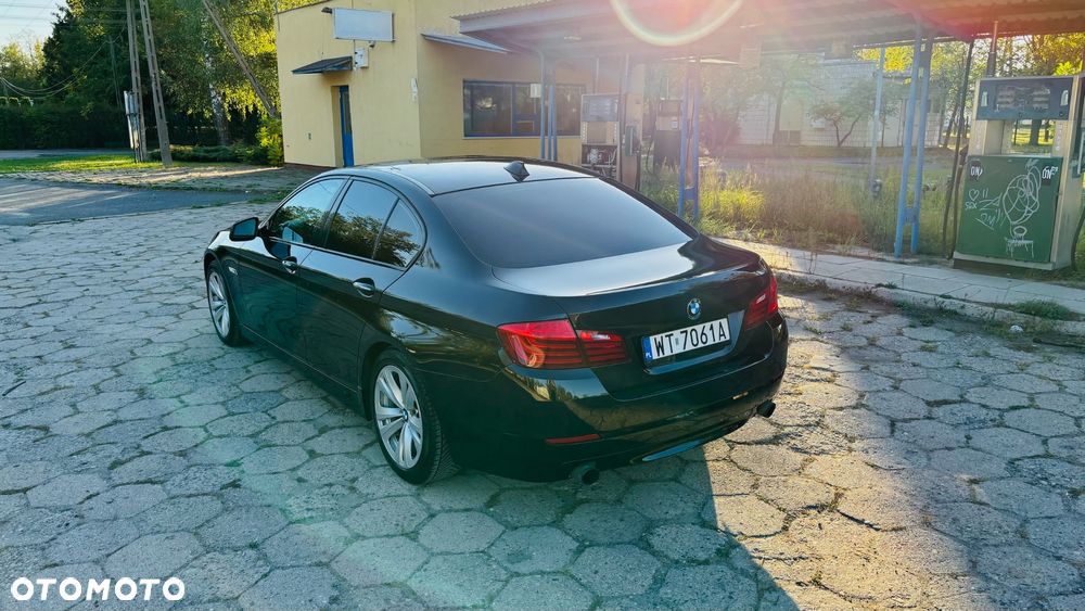 BMW Seria 5 535i xDrive - 8