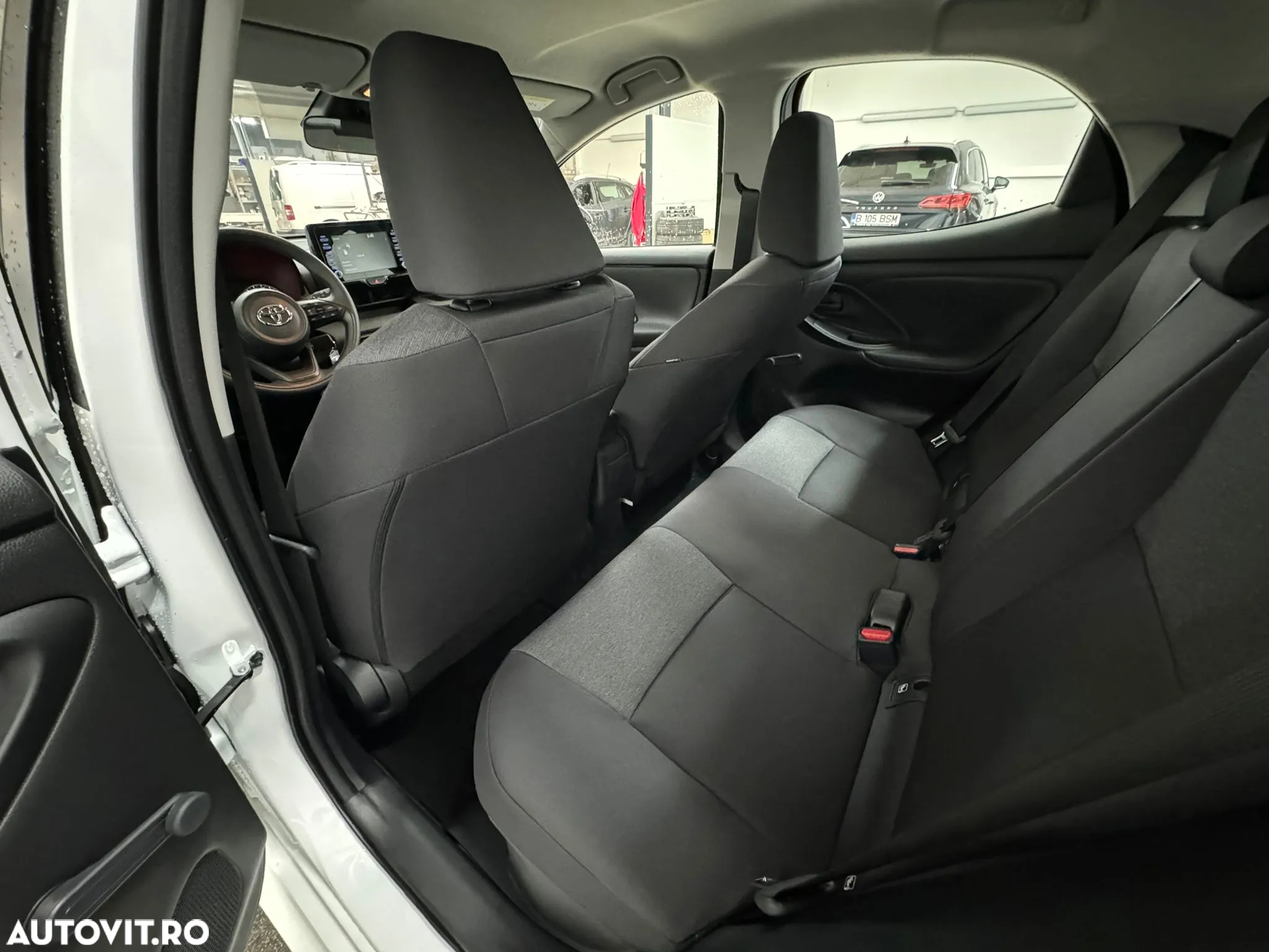 Toyota Yaris 1.5 VVT-i HSD Eco - 15