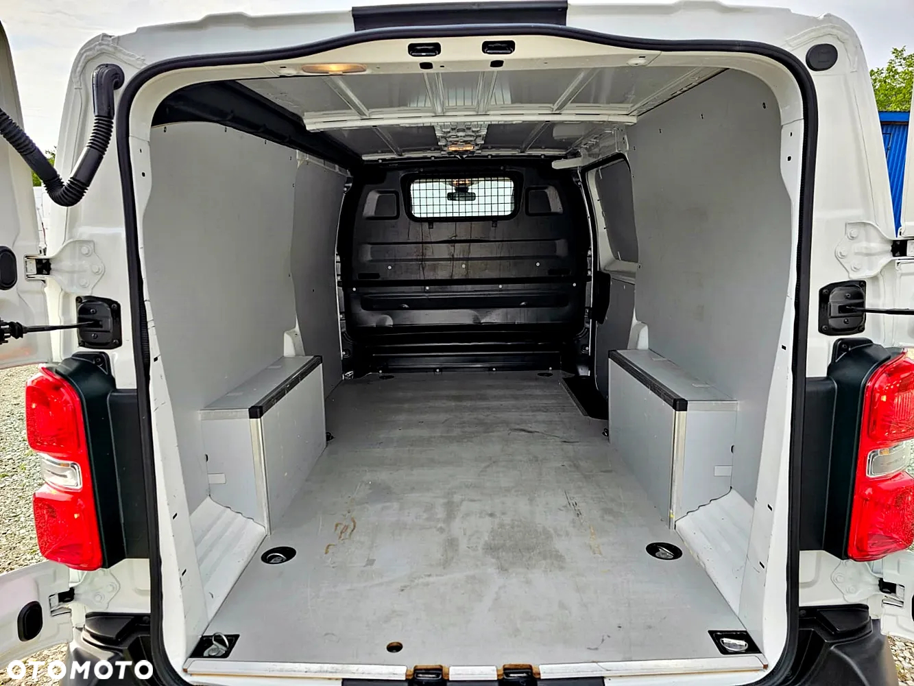 Opel Vivaro - 9
