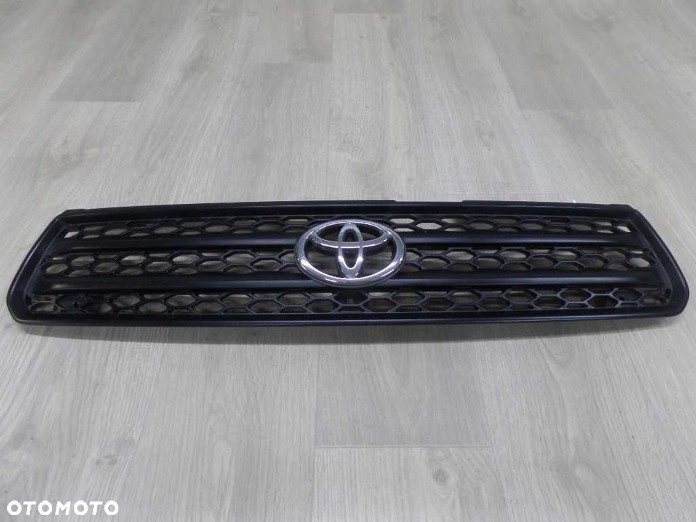 TOYOTA RAV4 II 00-05 ATRAPA CHLODNICY 53111-42130 - 11