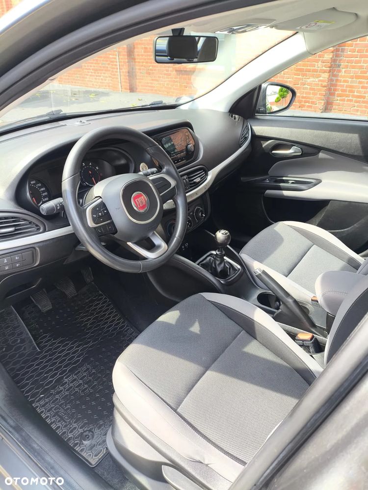Fiat Tipo 1.4 16V Opening Edition - 10