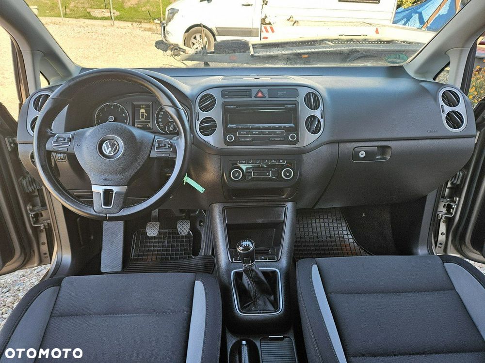 Volkswagen Golf Plus - 12