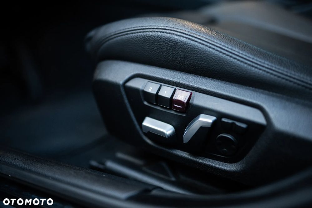 BMW Seria 4 430i Gran Coupe xDrive Luxury Line - 26