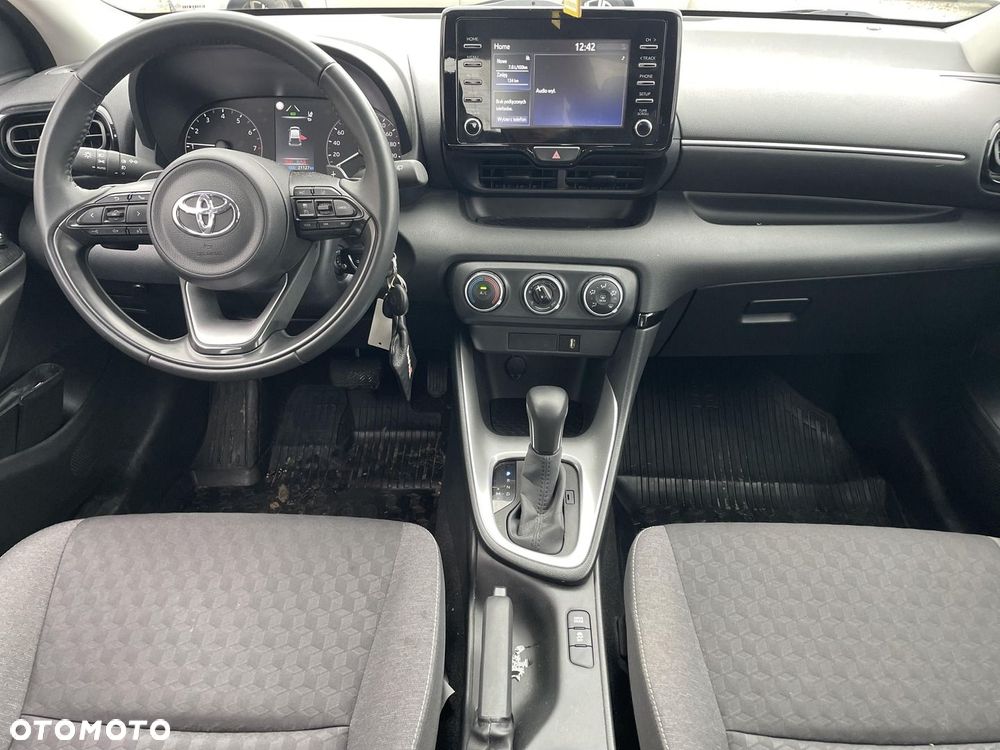 Toyota Yaris 1.5 Comfort CVT - 24