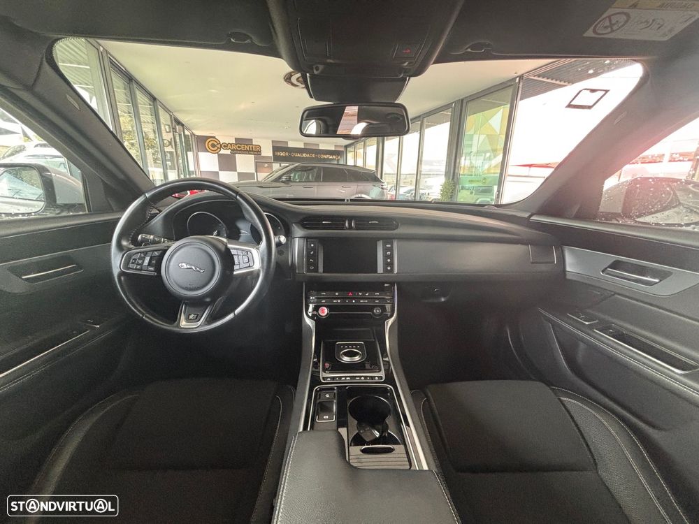 Jaguar XF 2.0 D R-Sport AWD Aut. - 11