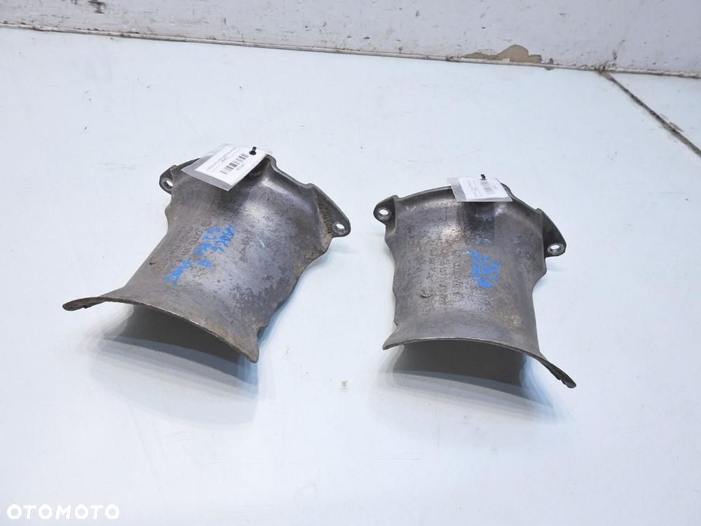 OSŁONA PÓŁOSI TYŁ AUDI A6 C6 3.2 FSI QUATTRO 4E0501713C - 2