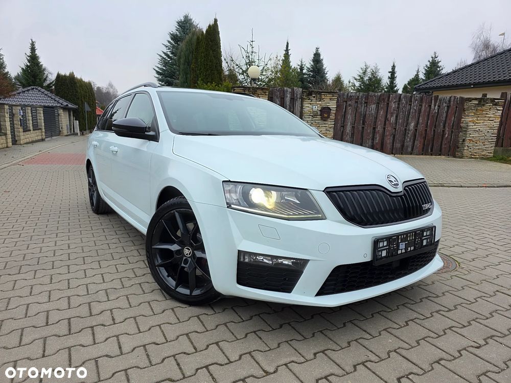 Skoda Octavia 2.0 TDI 4x4 DSG RS - 19