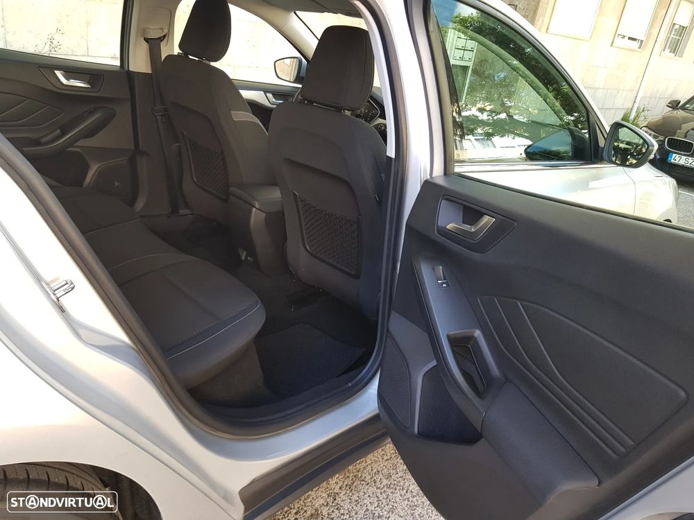 Ford Focus SW 1.5 TDCi Titanium - 40