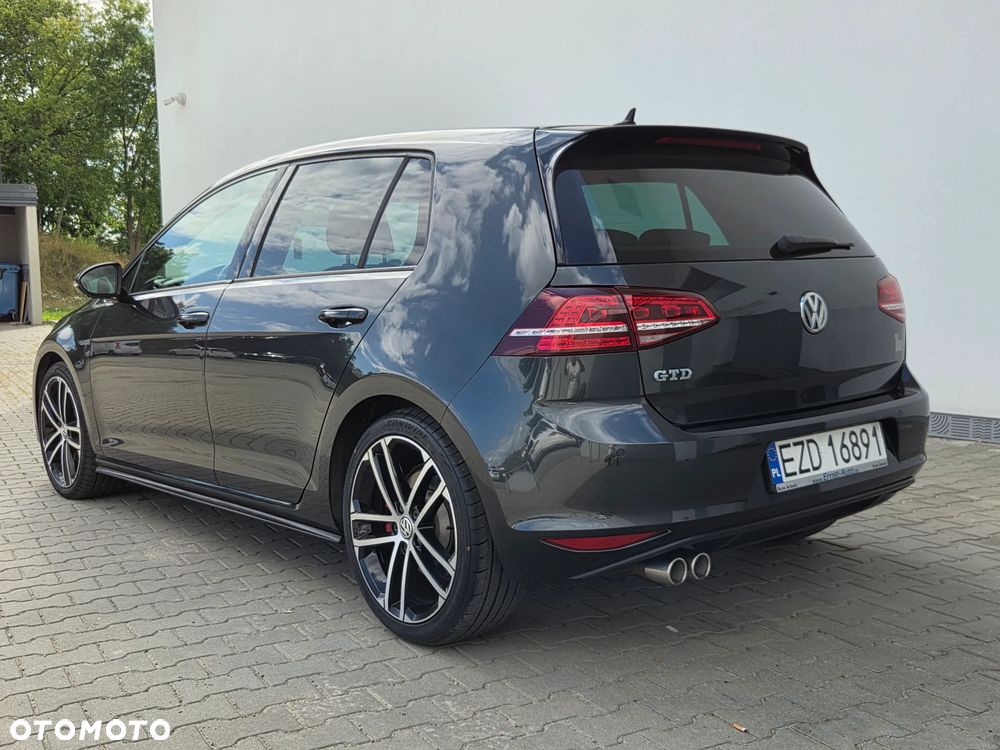Volkswagen Golf 2.0 TDI BMT GTD - 6