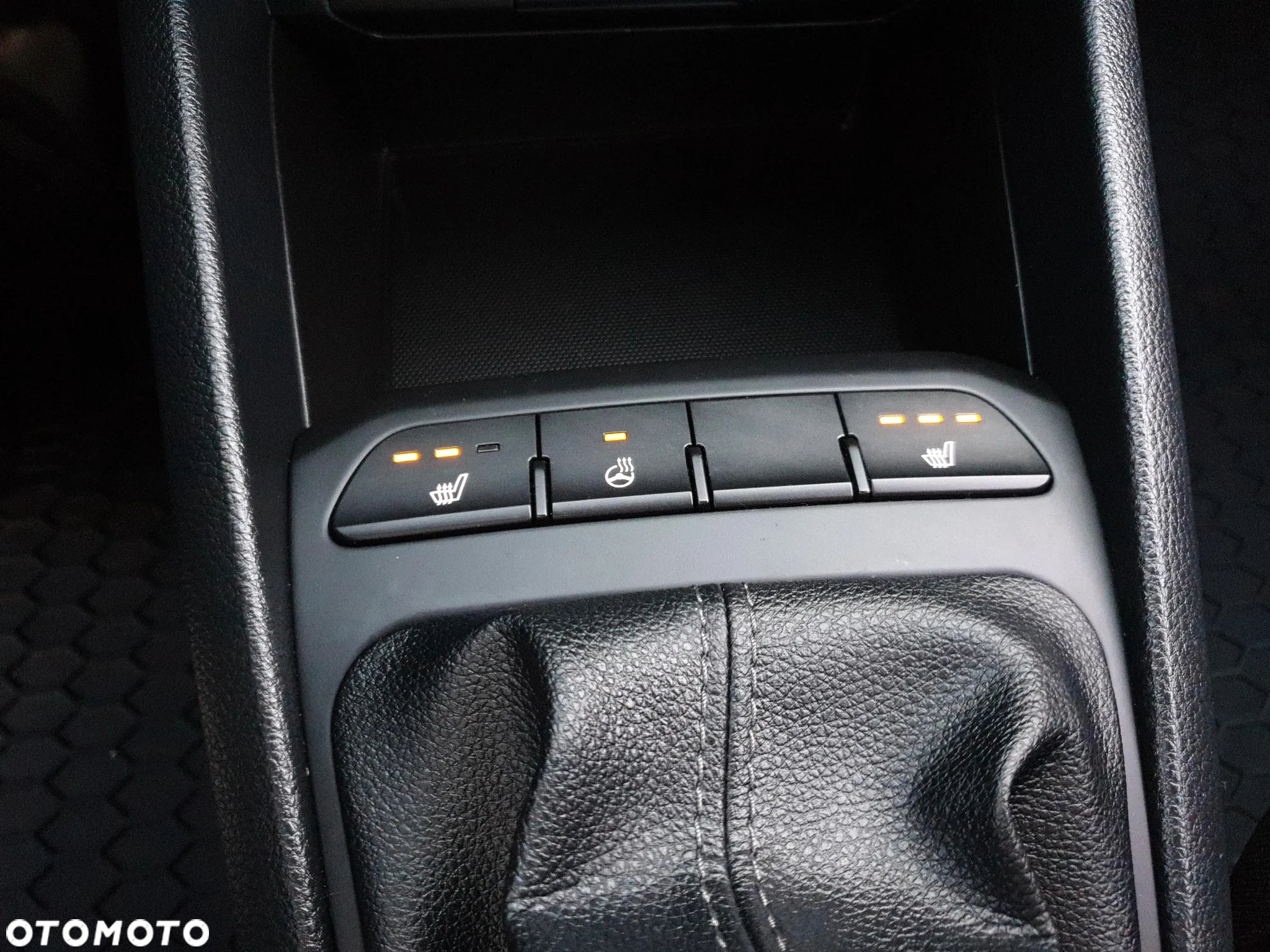 Kia Stonic 1.0 T-GDI M - 25