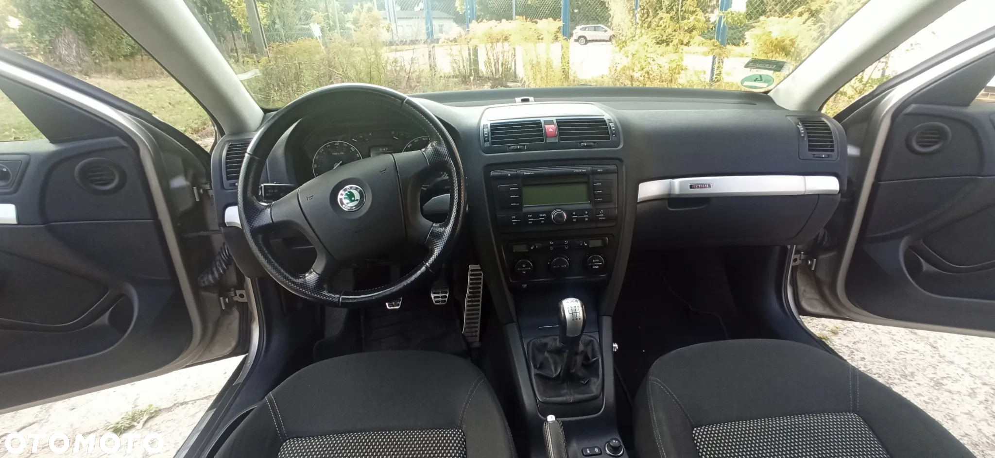 Skoda Octavia Scout 2.0 TDI DPF - 8