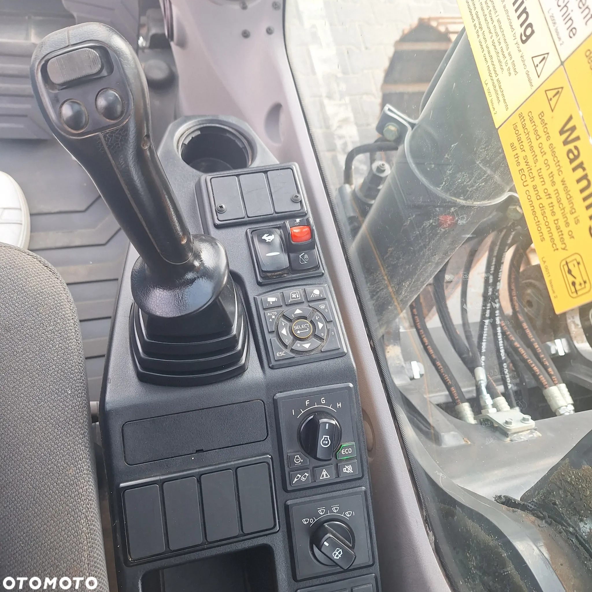 Volvo EC140EL - 19