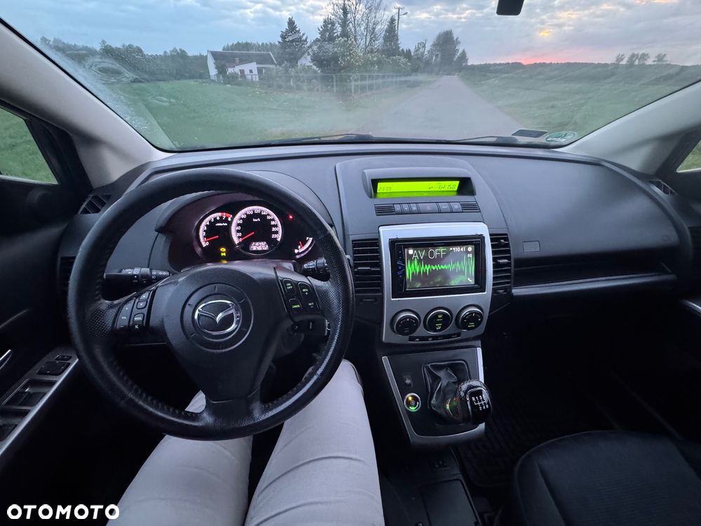 Mazda 5 - 35
