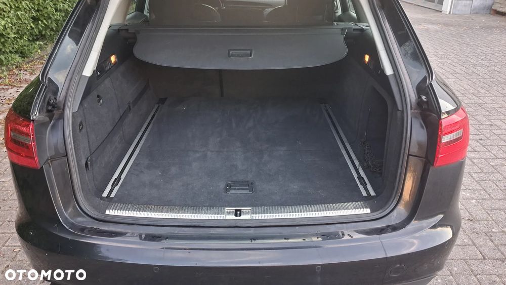 Audi A6 Avant - 14