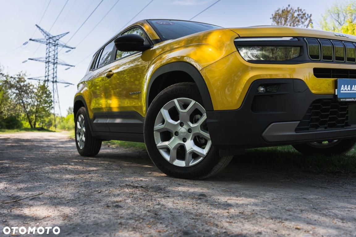 Jeep Avenger - 10
