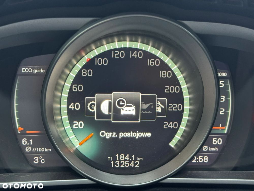 Volvo V40 Cross Country D3 - 20