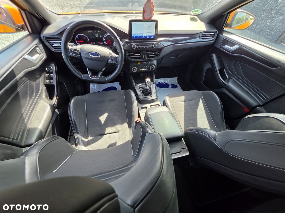 Ford Focus - 7