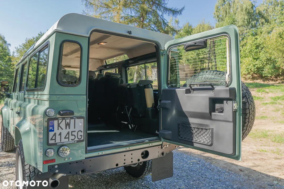 Land Rover Defender 110 2.4 TD4 SE - 12