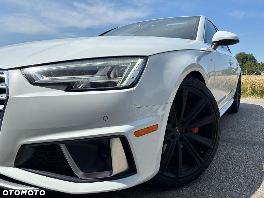 Audi A4 Limousine 2.0 TFSI quattro S tronic design - 5