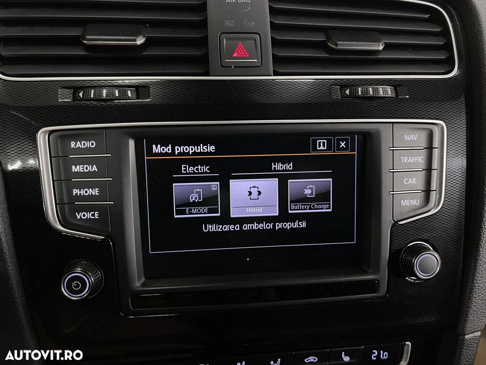 Volkswagen Golf 1.4 GTE Plug-In-Hybrid DSG - 21