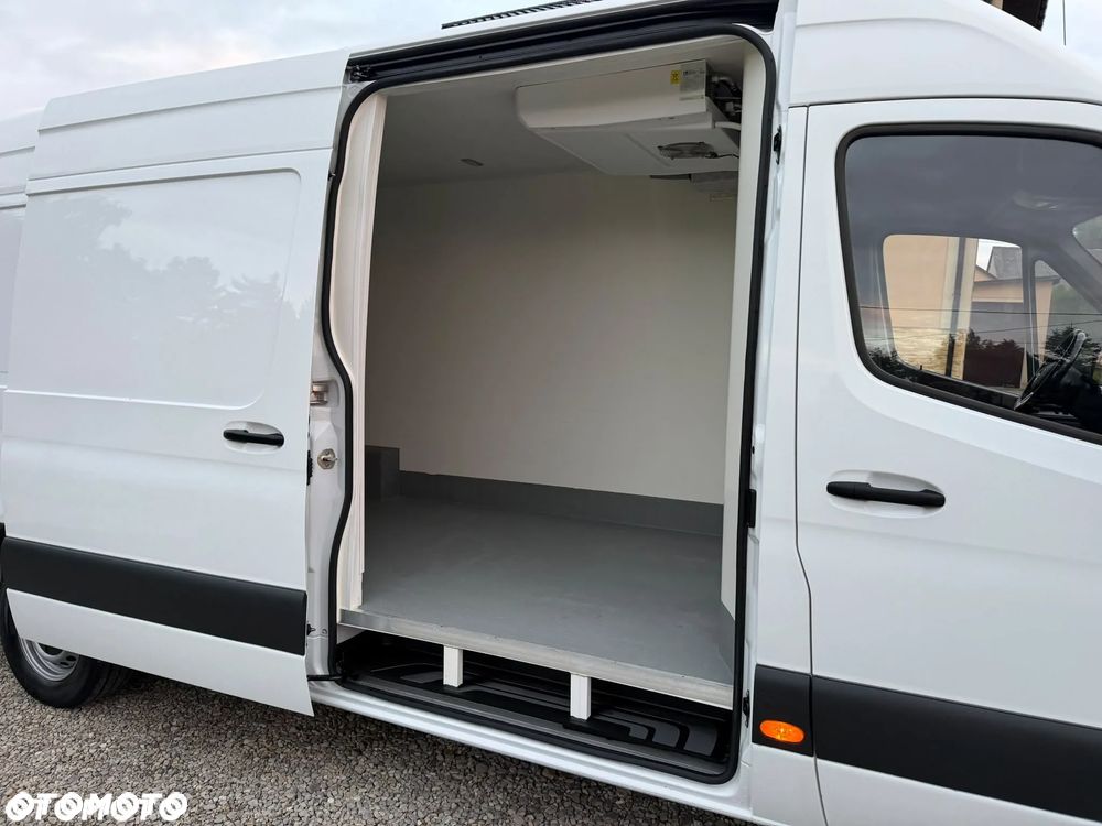 Mercedes-Benz Sprinter 315 Long PIĘKNY Webasto L3H2 Automat Chłodzenie i Ogrzewanie -20 / +20 stopni Pierwszy właściciel - 14