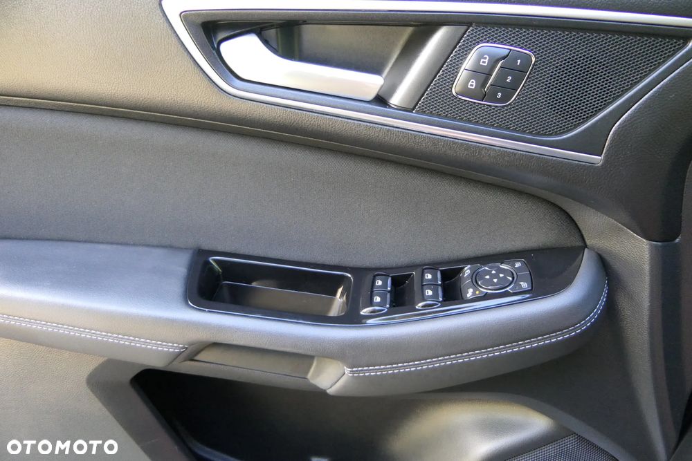 Ford S-Max 1.5 Eco Boost Start-Stopp Titanium - 31
