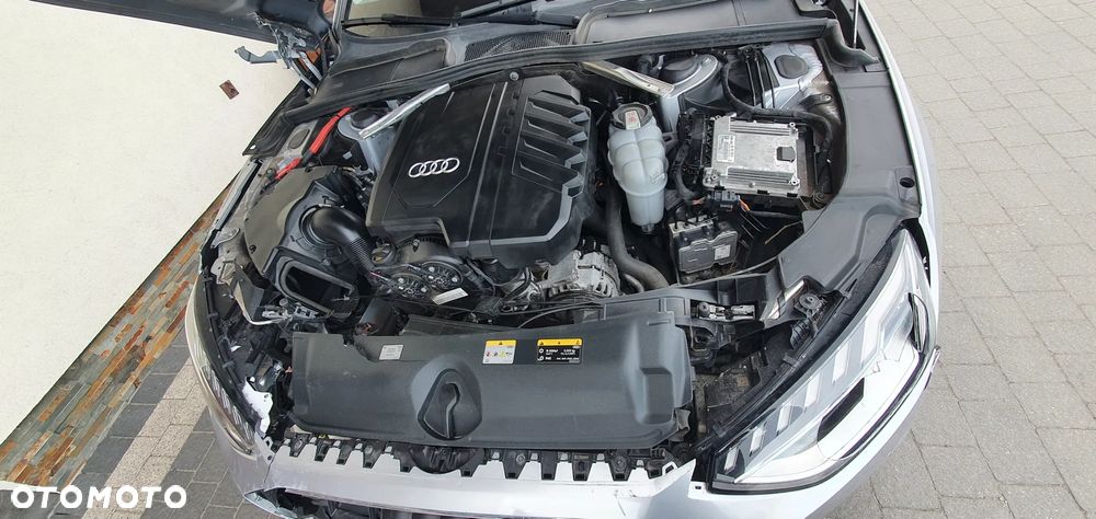 Audi A4 Limousine - 9