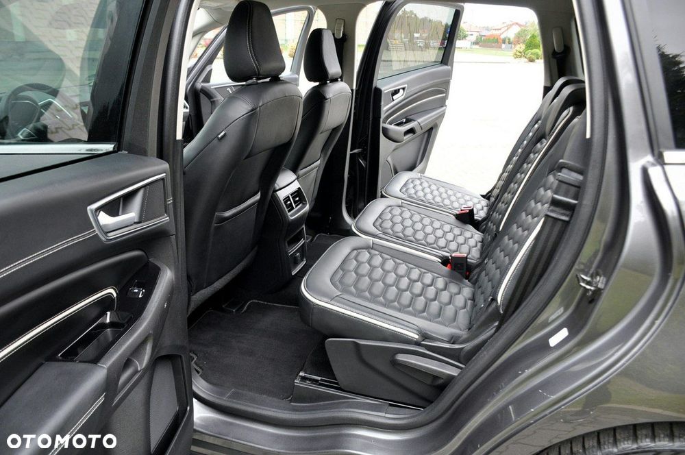 Ford S-Max - 21