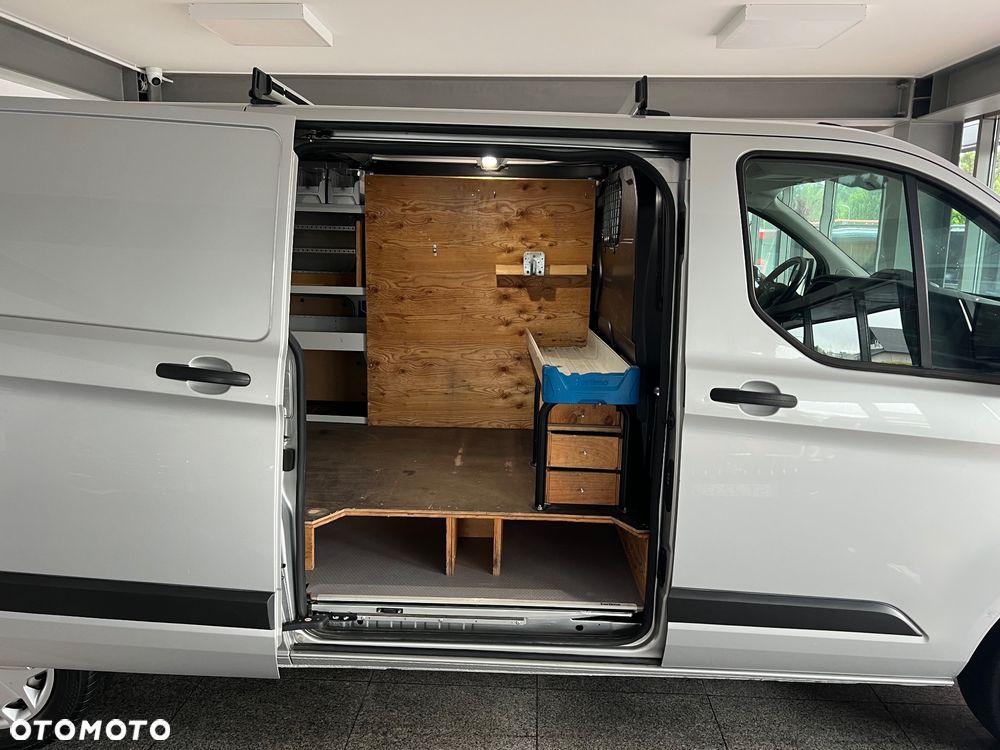 Ford Transit Custom - 21