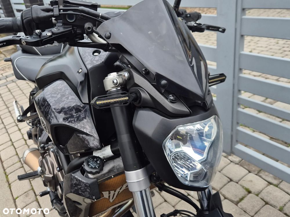 Yamaha MT - 2