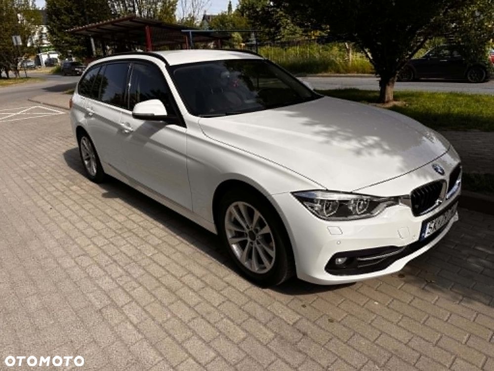 BMW Seria 3 320i Luxury Line sport - 1
