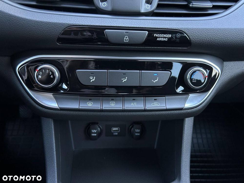 Hyundai i30 1.0 T-GDI Modern - 24