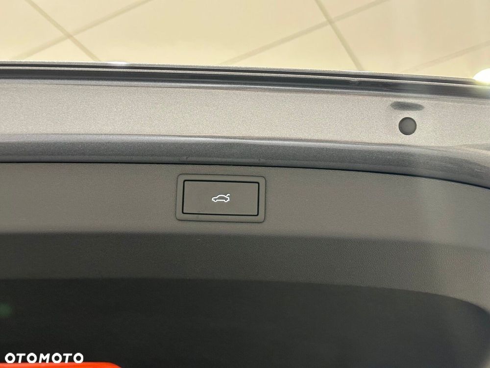 Skoda Elroq 60 63kWh - 9