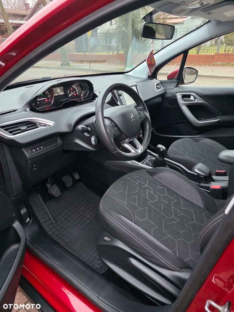 Peugeot 2008 PureTech 110 Style - 26