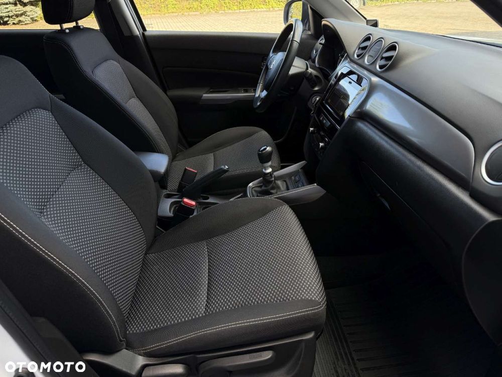 Suzuki Vitara - 29