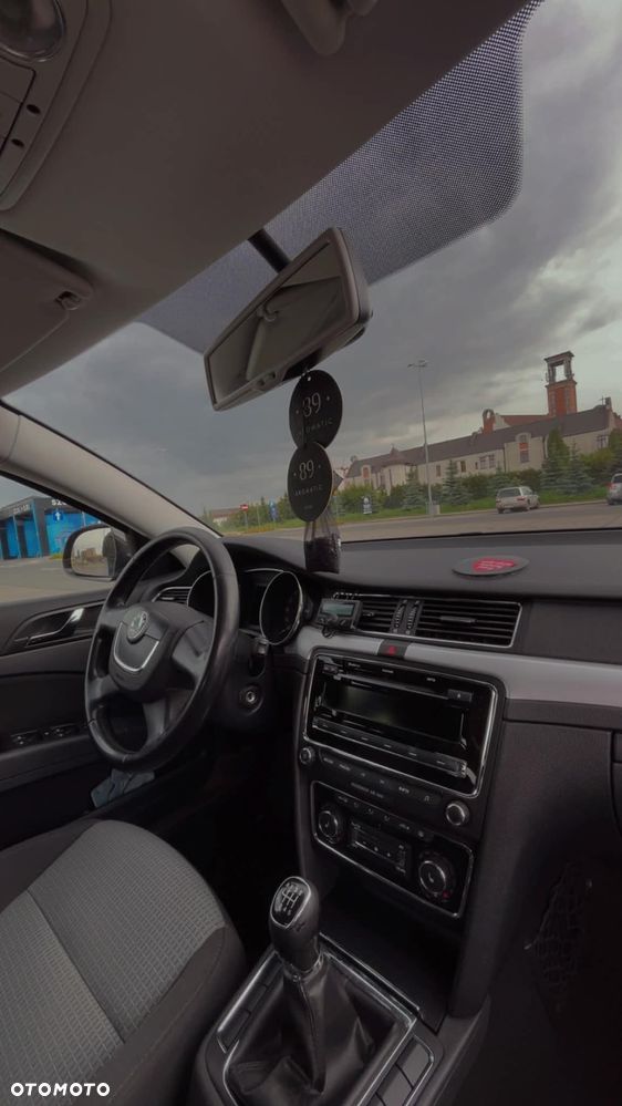 Skoda Superb 2.0 TDI Active - 2