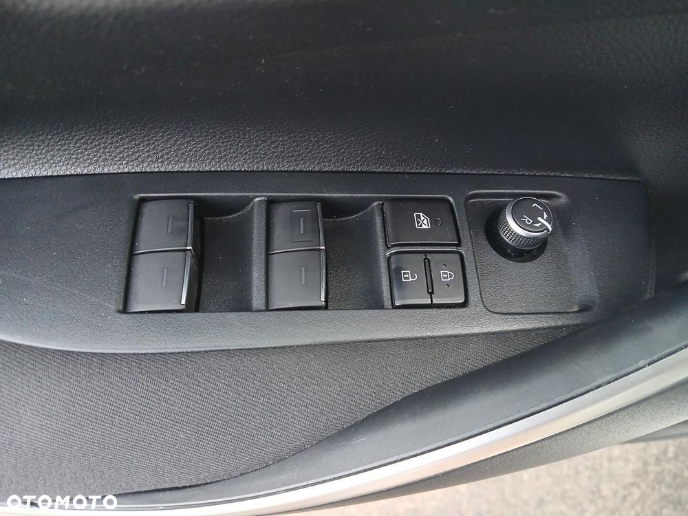 Toyota Corolla 1.8 Hybrid Comfort - 40