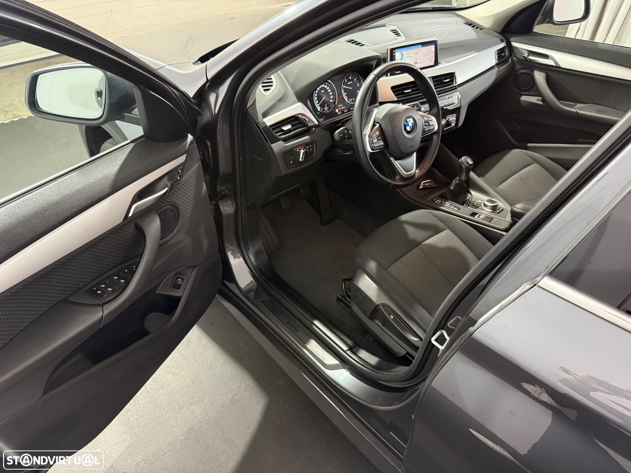 BMW X1 16 d sDrive Line Sport - 11