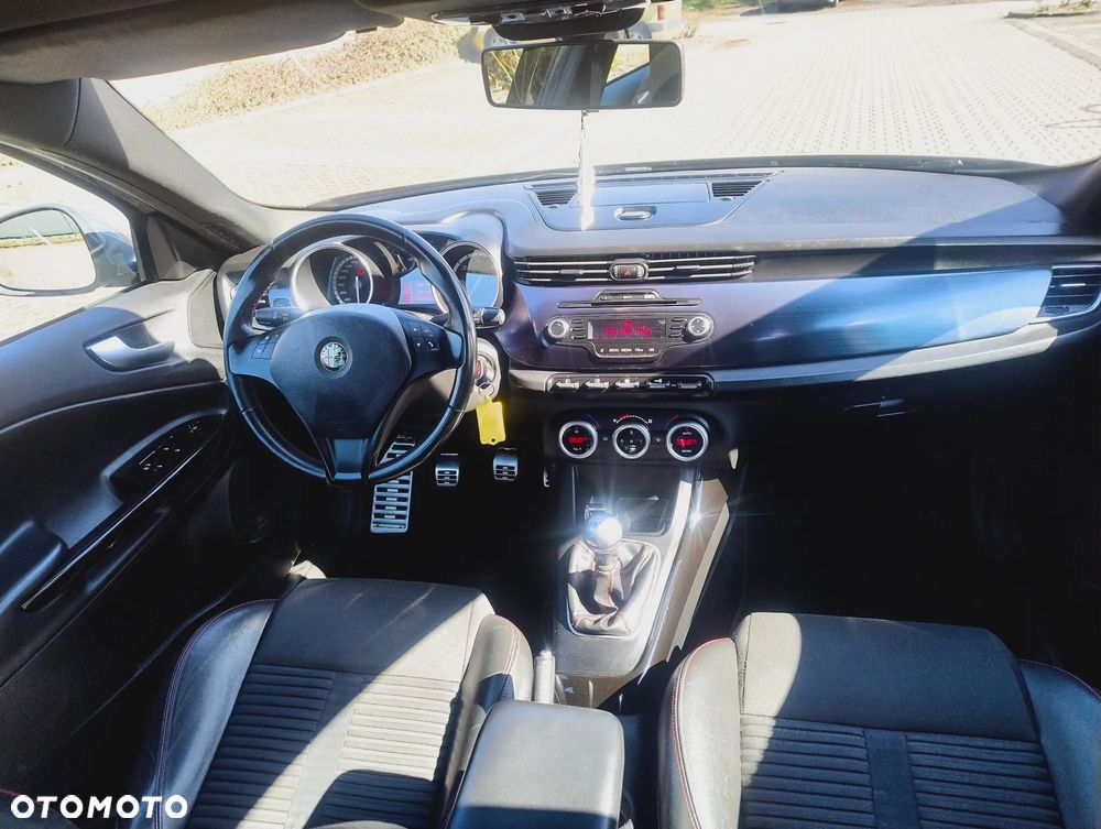 Alfa Romeo Giulietta 2.0 JTDM 16V Turismo - 17