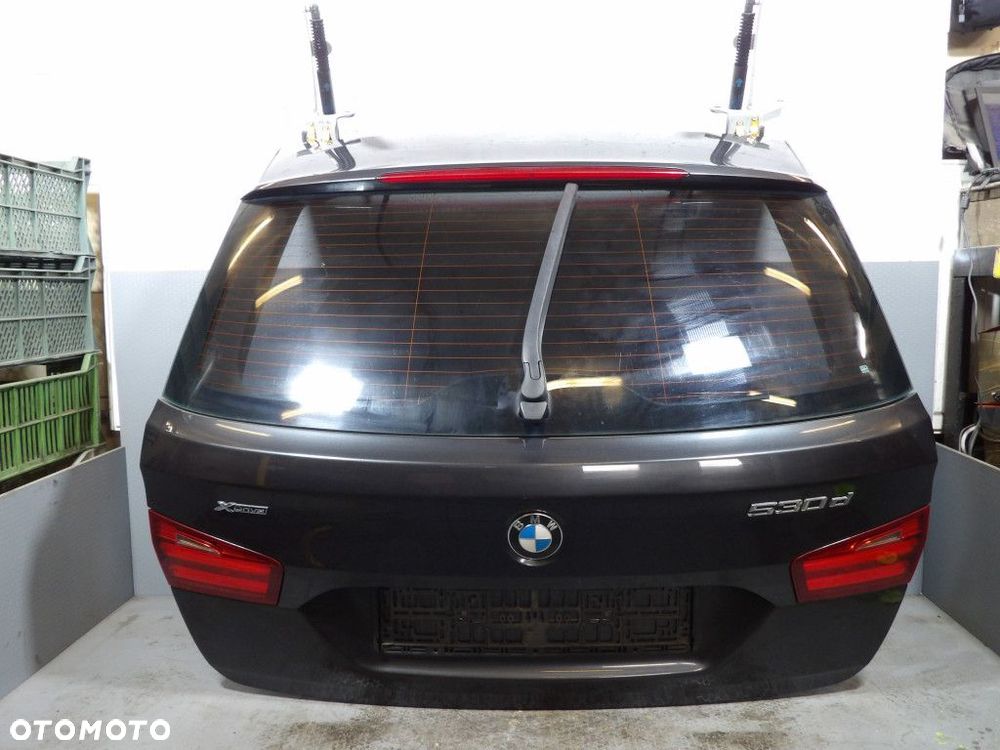 BMW 5 F11 TYLNA KLAPA  B90 - 1