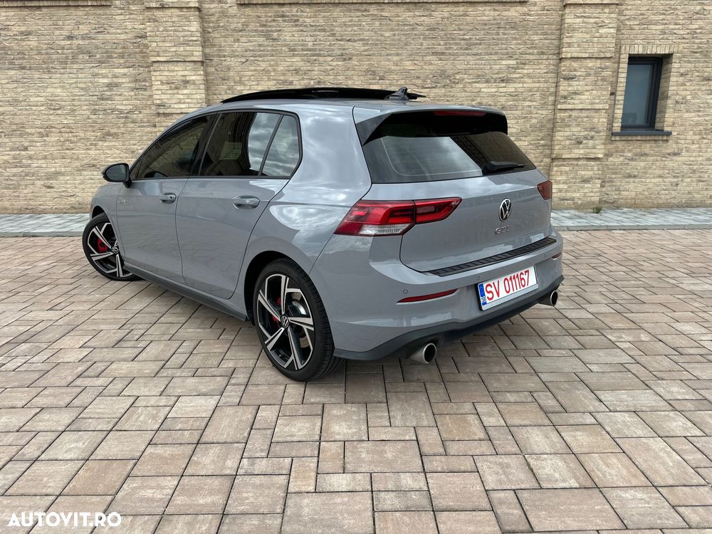 Volkswagen Golf 2.0 TSI DSG GTI - 4