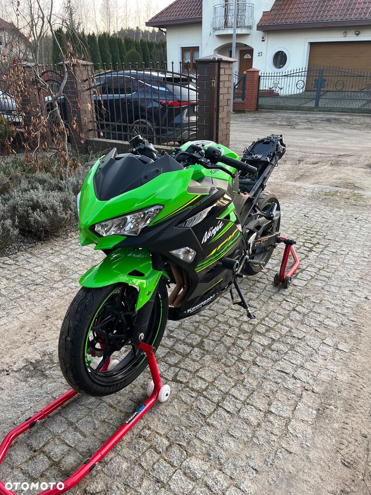 Kawasaki Ninja 400 - 1