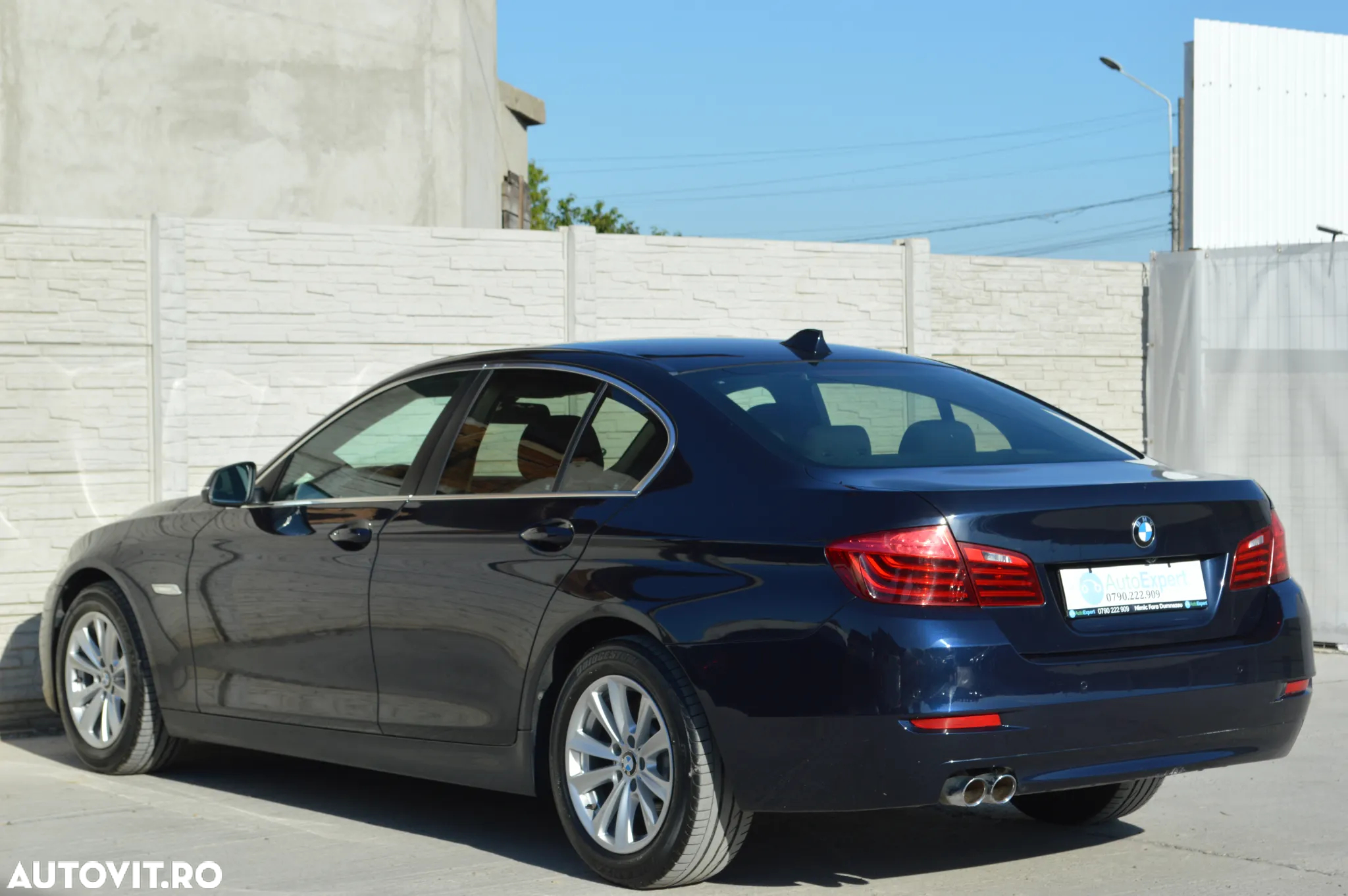 BMW Seria 5 520d Aut. Sport Line - 16