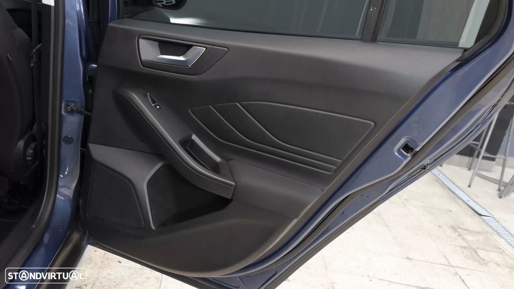 Ford Focus SW 1.0 EcoBoost MHEV Active - 11